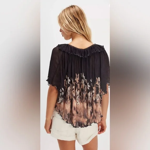 Free People Flora Cape Top - Picture 4 of 7